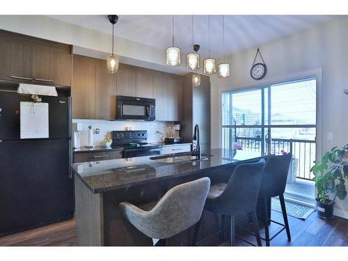 65-300 Marina Drive, Chestermere, AB - Indoor Photo Showing Kitchen