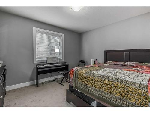 350 Nolan Hill Drive Nw, Calgary, AB - Indoor Photo Showing Bedroom
