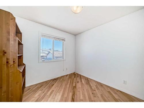 139 Mt Apex Crescent Se, Calgary, AB - Indoor Photo Showing Other Room