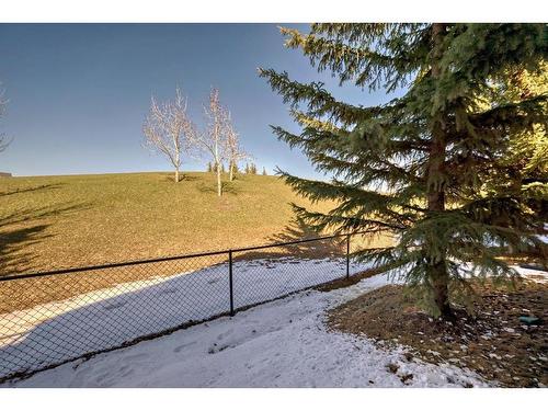 98 Everridge Gardens Sw, Calgary, AB - Outdoor With View