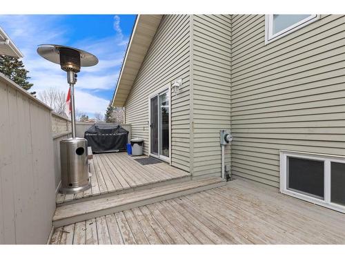 259 Sandstone Road Nw, Calgary, AB - Outdoor With Exterior