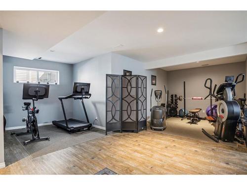 148 Hillcrest Drive Sw, Airdrie, AB - Indoor Photo Showing Gym Room