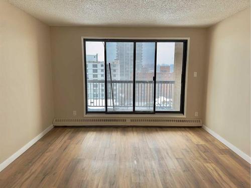 1008-924 14 Avenue Sw, Calgary, AB - Indoor Photo Showing Other Room
