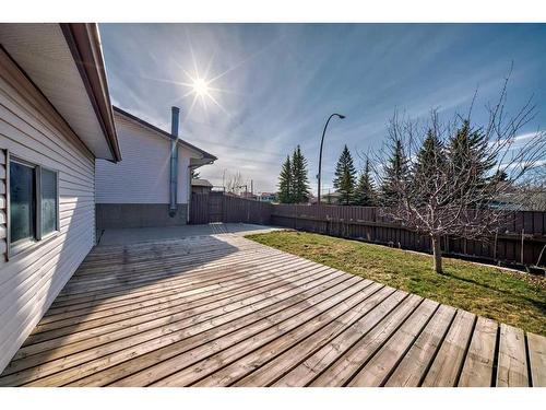 2044 Pinetree Crescent Ne, Calgary, AB - Outdoor With Deck Patio Veranda
