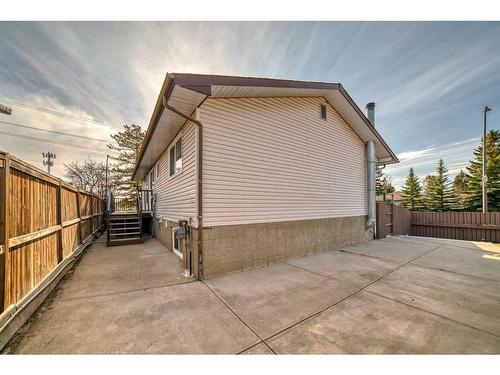 2044 Pinetree Crescent Ne, Calgary, AB - Outdoor With Exterior