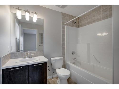 64 Auburn Meadows Boulevard Se, Calgary, AB - Indoor Photo Showing Bathroom