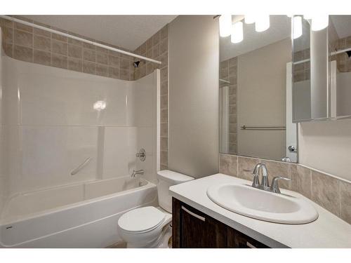 64 Auburn Meadows Boulevard Se, Calgary, AB - Indoor Photo Showing Bathroom