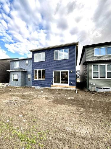 112 Carringsby Manor Nw, Calgary, AB - Outdoor