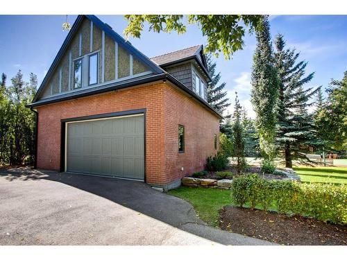 717 Royal Avenue Sw, Calgary, AB - Outdoor With Exterior