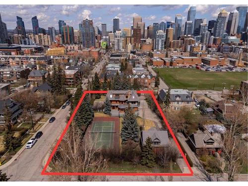 717 Royal Avenue Sw, Calgary, AB - Outdoor With View