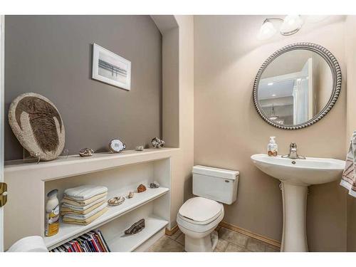 13 Panorama Hills Manor Nw, Calgary, AB - Indoor Photo Showing Bathroom