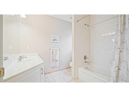 13 Panorama Hills Manor Nw, Calgary, AB - Indoor Photo Showing Bathroom