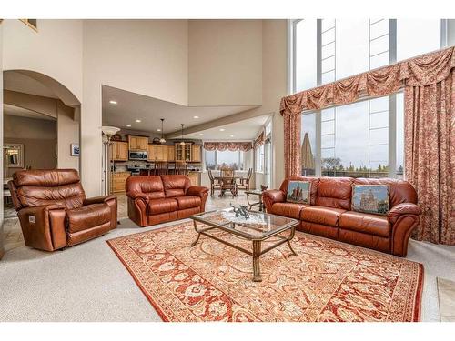 13 Panorama Hills Manor Nw, Calgary, AB - Indoor Photo Showing Living Room