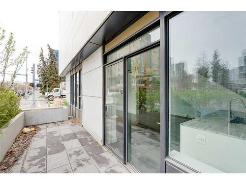 302 12 Avenue Sw, Calgary, AB - Outdoor With Exterior