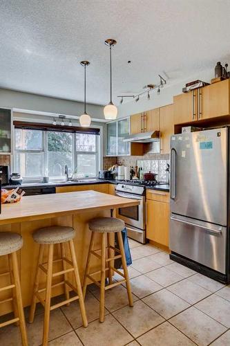 5113 56 Avenue, Olds, AB - Indoor Photo Showing Kitchen