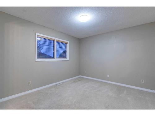 305 East Chestermere Drive, Chestermere, AB - Indoor Photo Showing Other Room