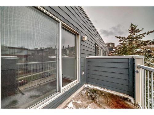 301-431 1 Avenue Ne, Calgary, AB - Outdoor With Balcony With Exterior