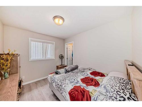 50 Skyview Shores Crescent Ne, Calgary, AB - Indoor Photo Showing Bedroom