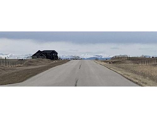 48235 365 Avenue East, Rural Foothills County, AB 