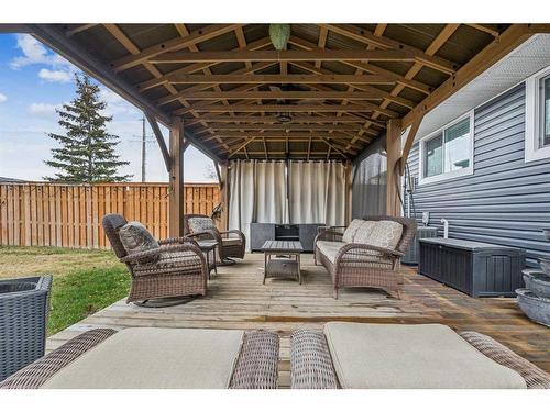 584 Bracewood Drive Sw, Calgary, AB - Outdoor With Deck Patio Veranda With Exterior