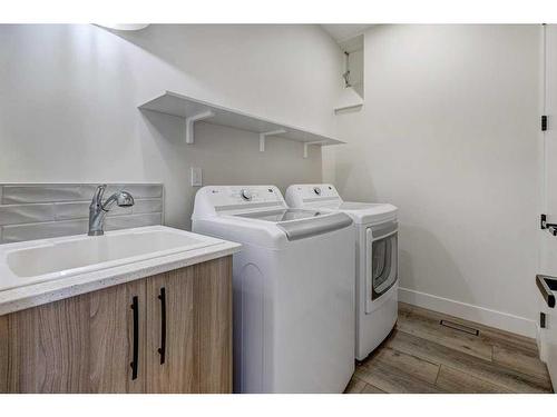 521 18A Street Nw, Calgary, AB - Indoor Photo Showing Laundry Room