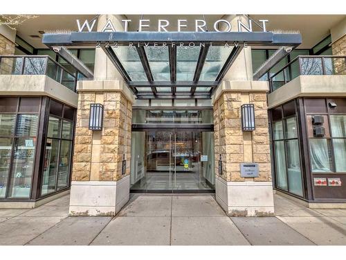 246-222 Riverfront Avenue Sw, Calgary, AB - Outdoor With Balcony