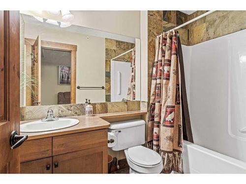 319-175 Crossbow Place, Canmore, AB - Indoor Photo Showing Bathroom
