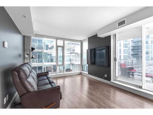 308-519 Riverfront Avenue Se, Calgary, AB - Indoor Photo Showing Other Room