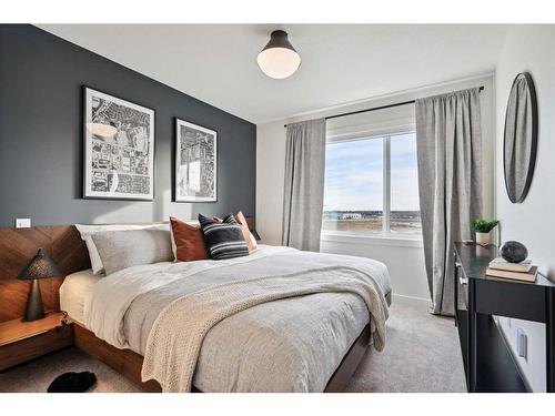 209 Dieppe Drive Sw, Calgary, AB - Indoor Photo Showing Bedroom