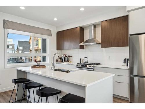 209 Dieppe Drive Sw, Calgary, AB - Indoor Photo Showing Kitchen With Double Sink With Upgraded Kitchen