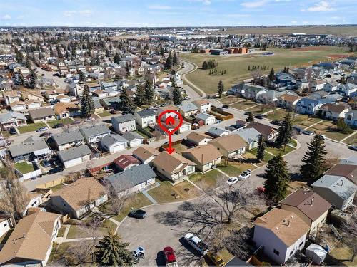 19 Erin Park Bay Se, Calgary, AB - Outdoor With View