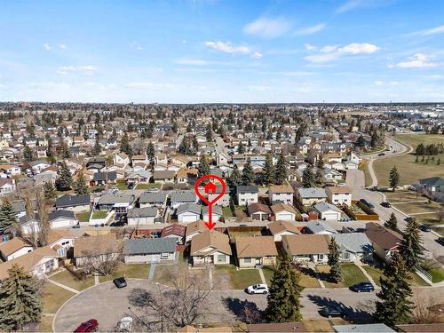 19 Erin Park Bay Se, Calgary, AB - Outdoor With View
