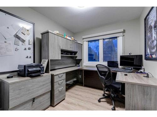 508 Willow Park Drive Se, Calgary, AB - Indoor Photo Showing Office
