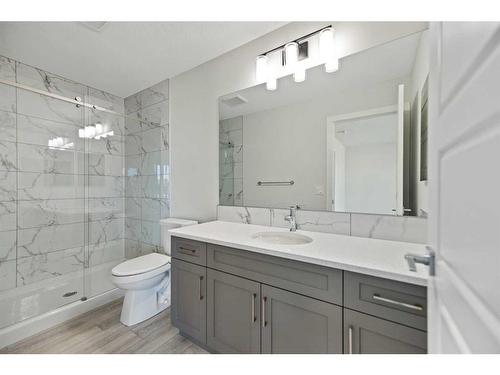 225 Chelsea Place, Chestermere, AB - Indoor Photo Showing Bathroom