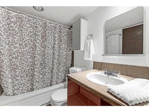 1103-924 14 Avenue Sw, Calgary, AB - Indoor Photo Showing Bathroom