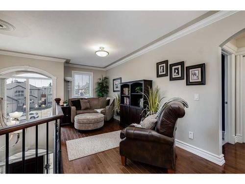 16 Coulee Park Sw, Calgary, AB - Indoor Photo Showing Other Room