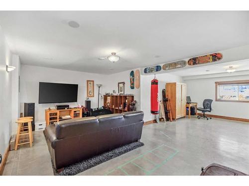 1318 Township Road 324, Rural Mountain View County, AB - Indoor