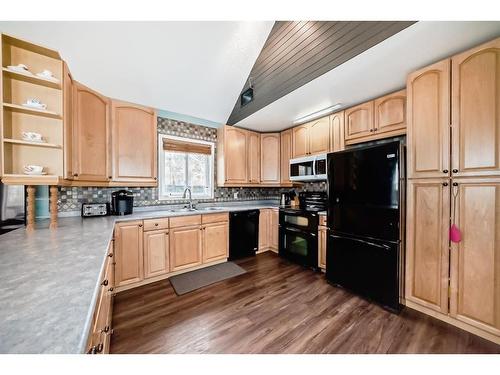 63 Sands Street, Rochon Sands, AB - Indoor Photo Showing Kitchen With Double Sink