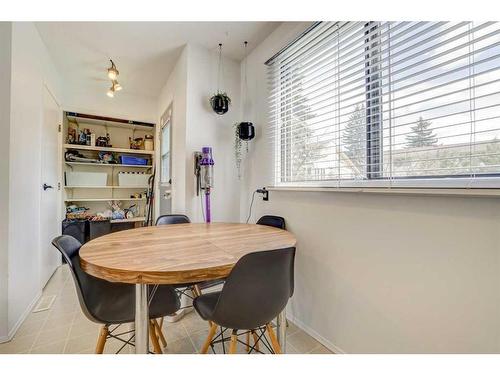 6888 78 Street Nw, Calgary, AB - Indoor Photo Showing Dining Room