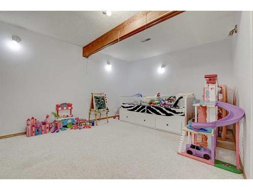 6888 78 Street Nw, Calgary, AB - Indoor Photo Showing Other Room