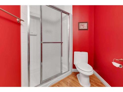 163 Strathridge Place Sw, Calgary, AB - Indoor Photo Showing Bathroom