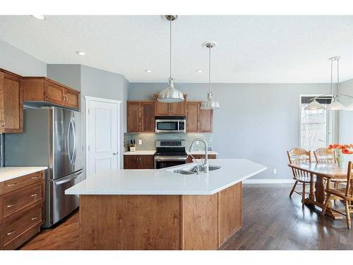 104 Prestwick Manor Se, Calgary, AB - Indoor Photo Showing Kitchen With Double Sink