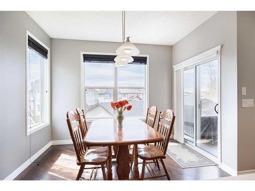 104 Prestwick Manor Se, Calgary, AB - Indoor Photo Showing Dining Room