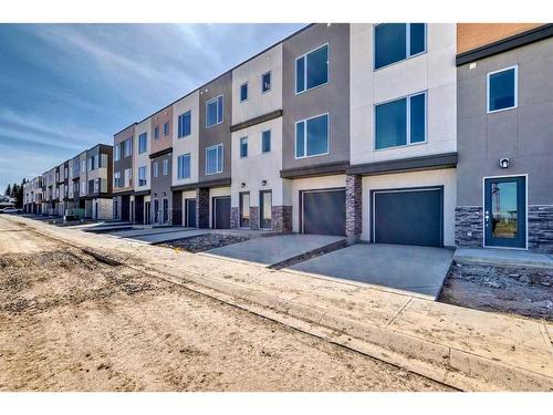 450 Shawnee Square Sw, Calgary, AB - Outdoor With Facade