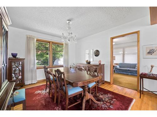 1208 39 Avenue Sw, Calgary, AB - Indoor Photo Showing Dining Room