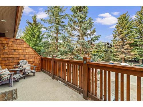 1-821 4Th Street, Canmore, AB - Outdoor With Exterior