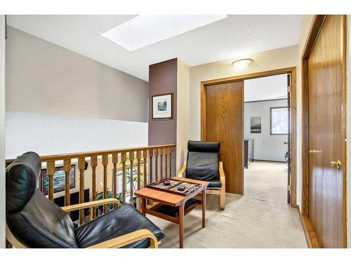 240 Shawinigan Place Sw, Calgary, AB - Indoor Photo Showing Other Room