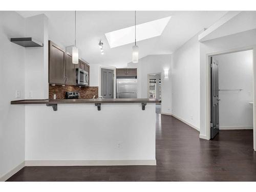 193 Cranford Drive Se, Calgary, AB - Indoor Photo Showing Kitchen