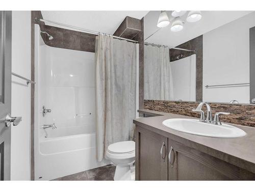 193 Cranford Drive Se, Calgary, AB - Indoor Photo Showing Bathroom