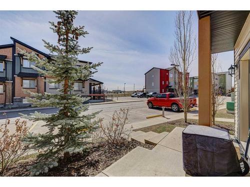 1411-2461 Baysprings Link Sw, Airdrie, AB - Outdoor